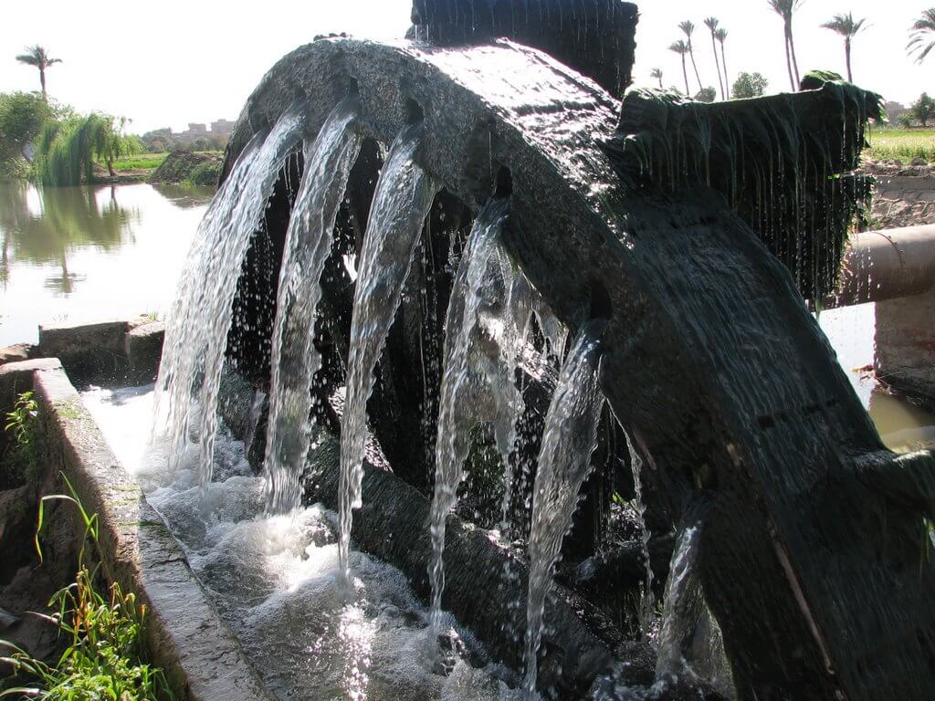 internet-foto-Fayoum_watermill.jpg